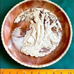 Roger Akers Collectible plate